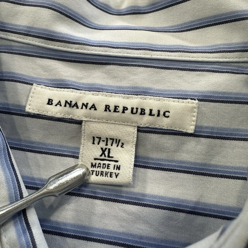 Vintage Banana Republic Dress Shirt Mens XL 17-17.5 Blue Striped LS Button Up